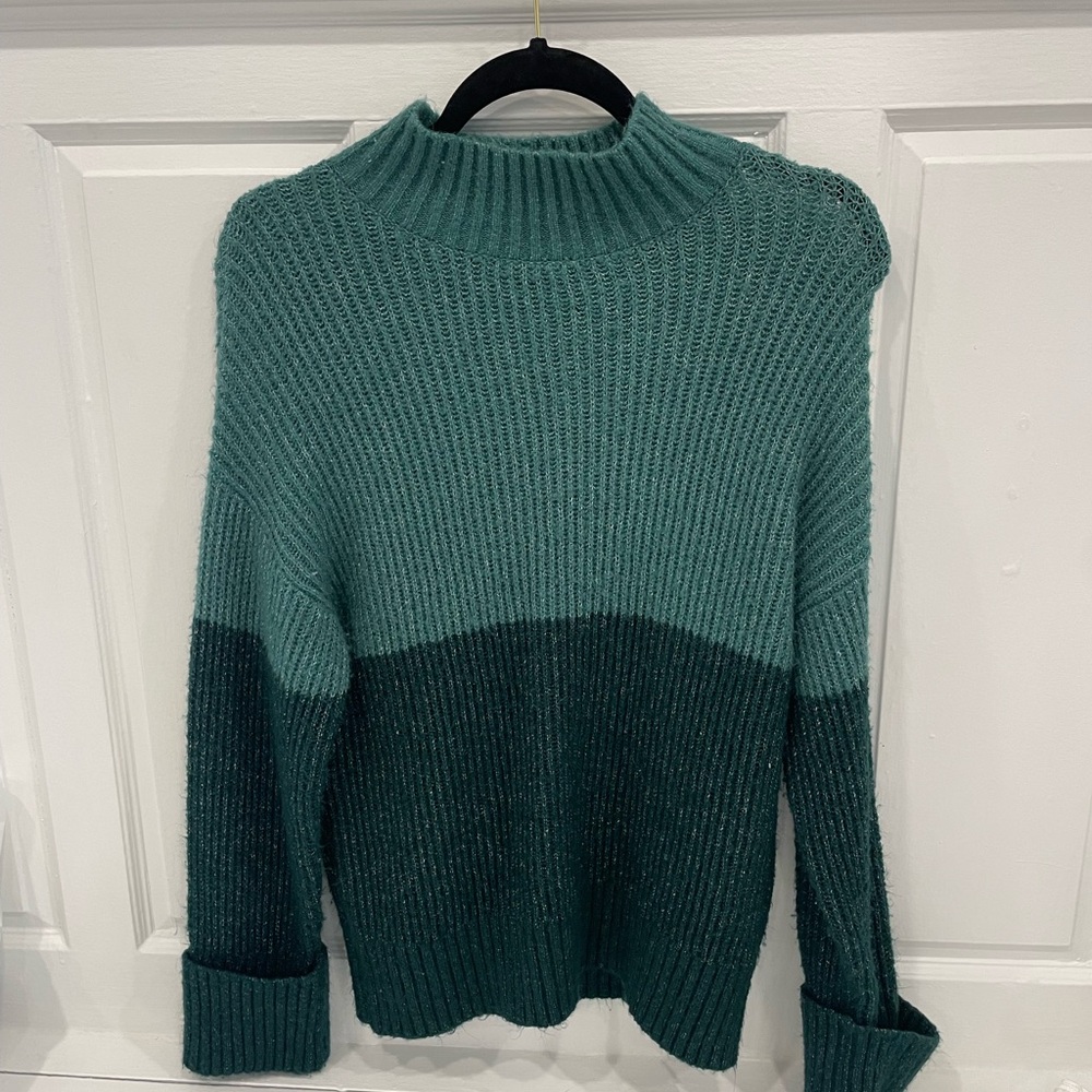 Color block Mockneck Sweater